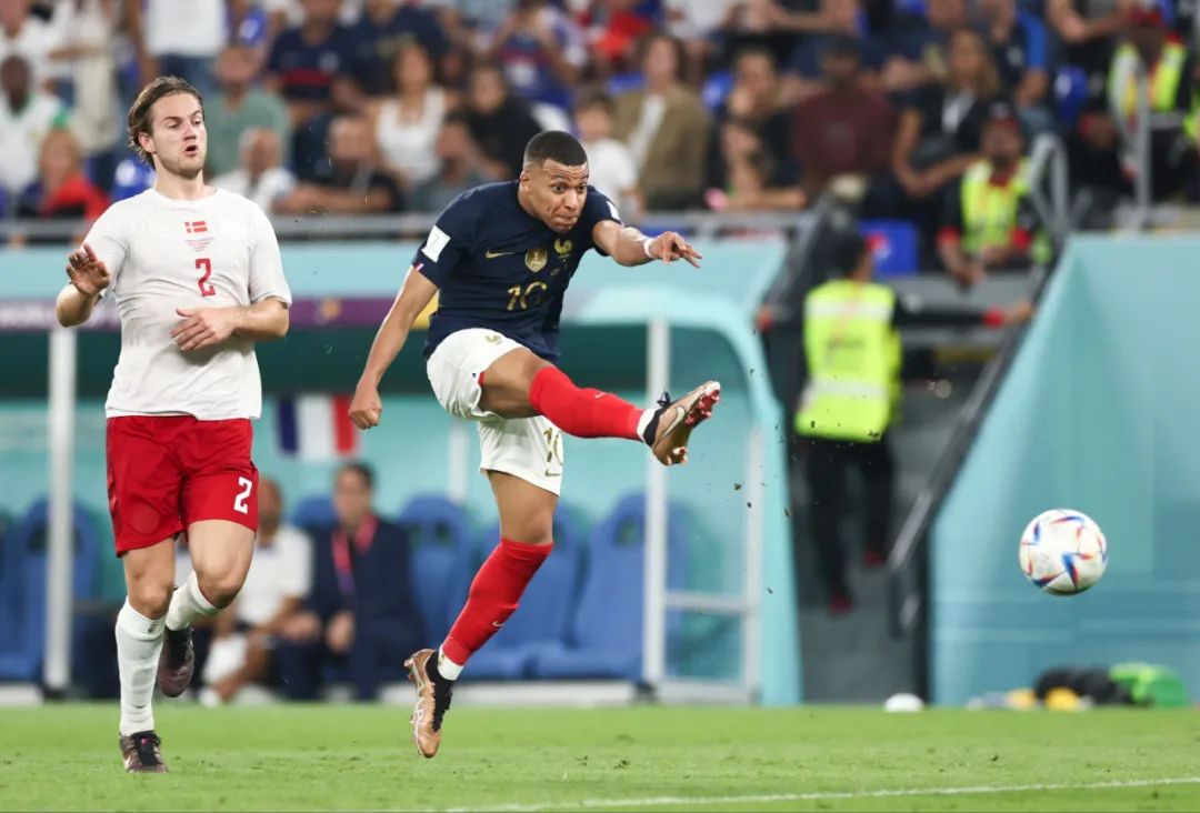 拉瑞安保证《神界》新作角色的私密部位均＂手工打造＂